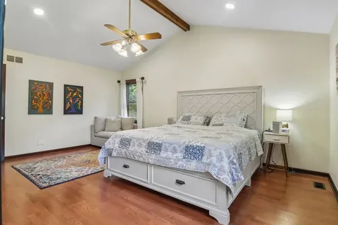 816 Bonnie Brae Lane Bolingbrook IL 60440