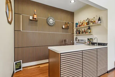 816 Bonnie Brae Lane Bolingbrook IL 60440