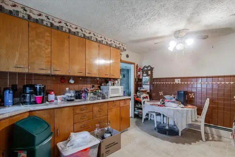 1409 1/2 Mulberry Street Bloomington IL 61701