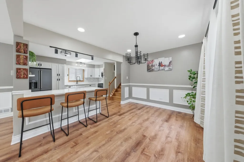 5601 South Sayre Avenue Chicago IL 60638