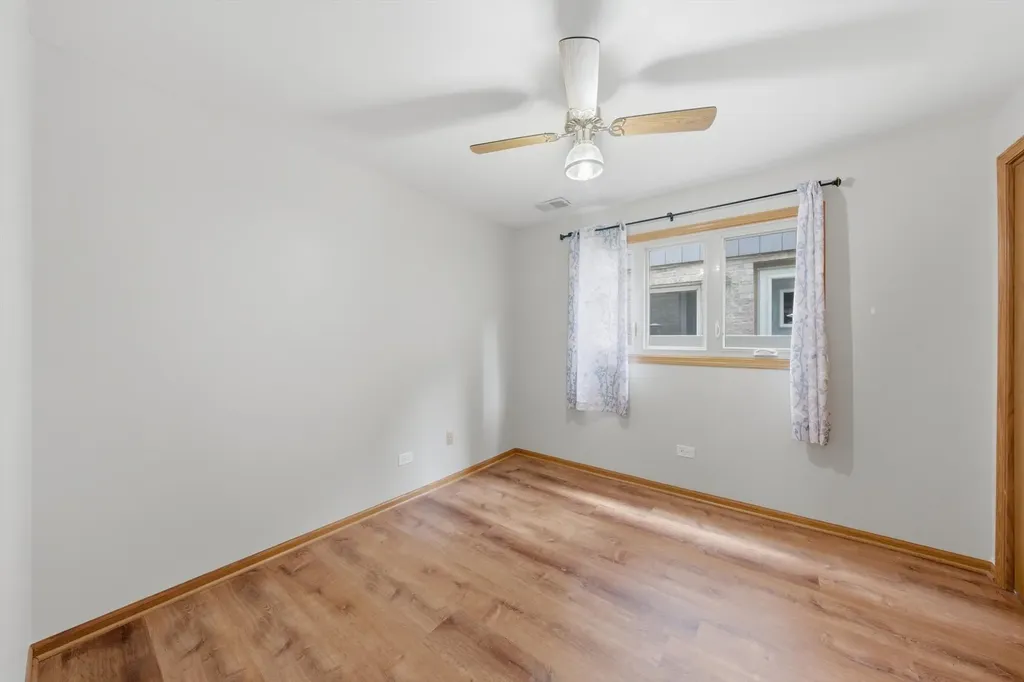 5601 South Sayre Avenue Chicago IL 60638