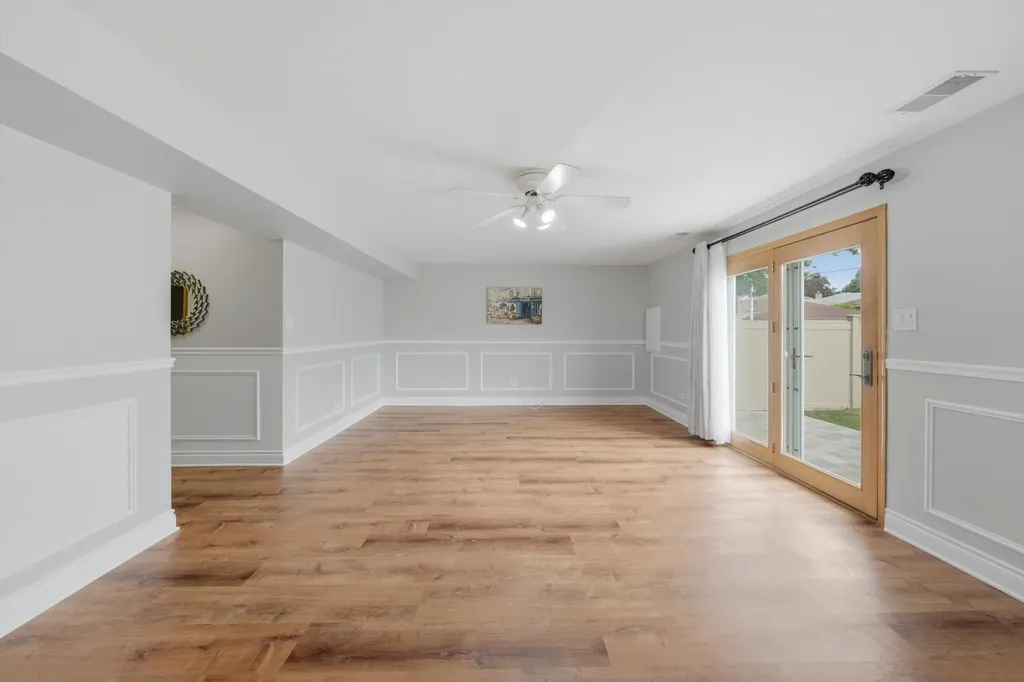 5601 South Sayre Avenue Chicago IL 60638