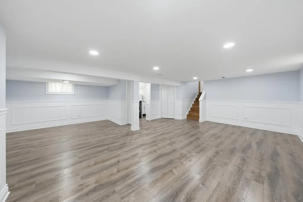 5601 South Sayre Avenue Chicago IL 60638