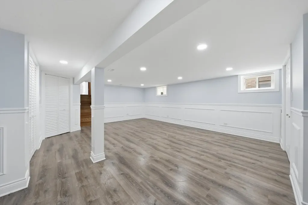 5601 South Sayre Avenue Chicago IL 60638