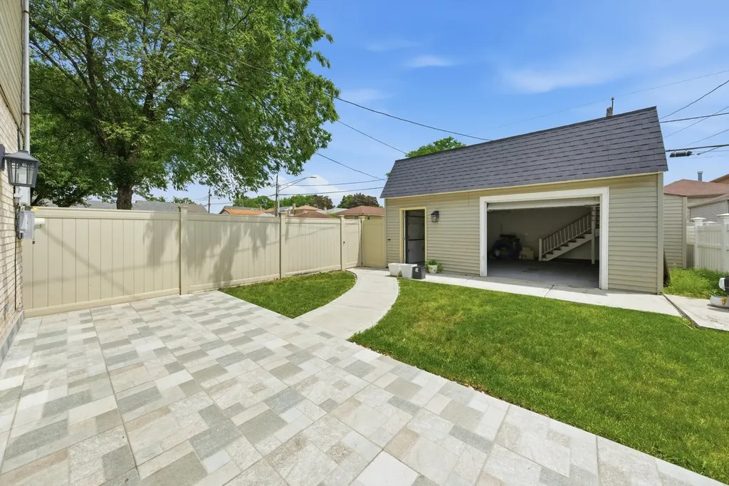 5601 South Sayre Avenue Chicago IL 60638