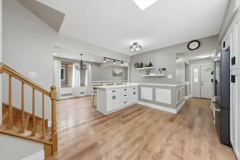 5601 South Sayre Avenue Chicago IL 60638