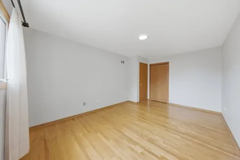 5601 South Sayre Avenue Chicago IL 60638