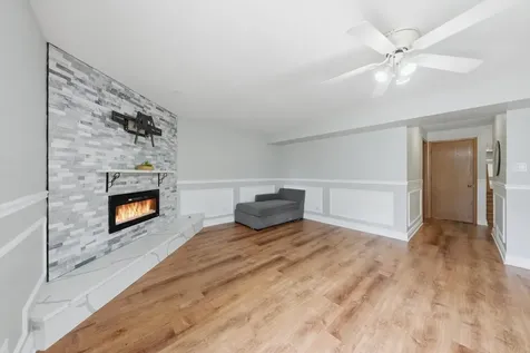 5601 South Sayre Avenue Chicago IL 60638