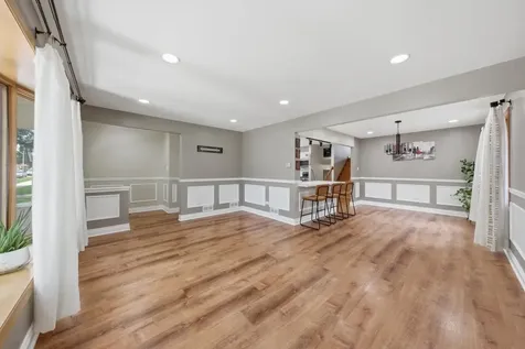 5601 South Sayre Avenue Chicago IL 60638