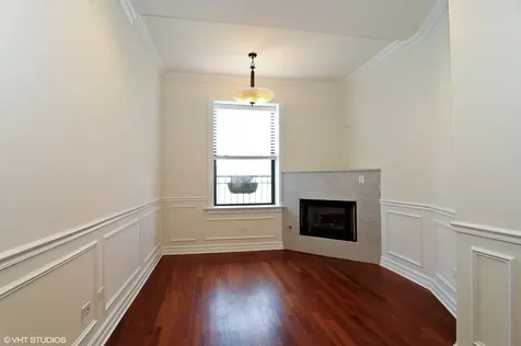 323 West Webster Avenue Chicago IL 60614