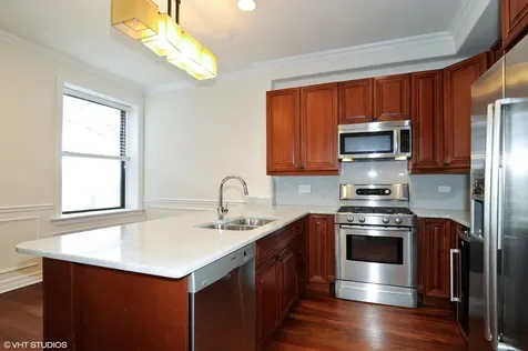 323 West Webster Avenue Chicago IL 60614