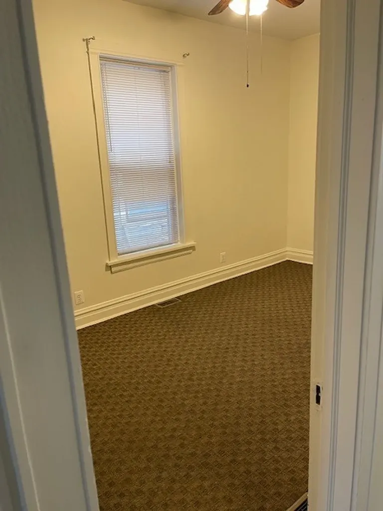 7807 South Marquette Avenue Chicago IL 60649