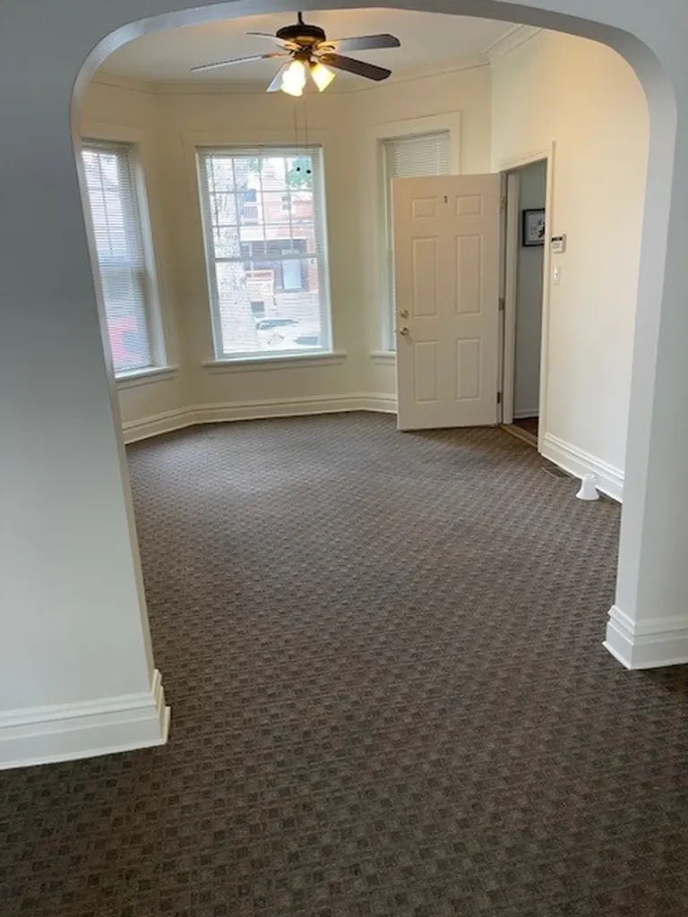 7807 South Marquette Avenue Chicago IL 60649