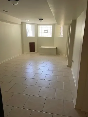 7807 South Marquette Avenue Chicago IL 60649