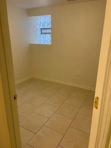 7807 South Marquette Avenue Chicago IL 60649