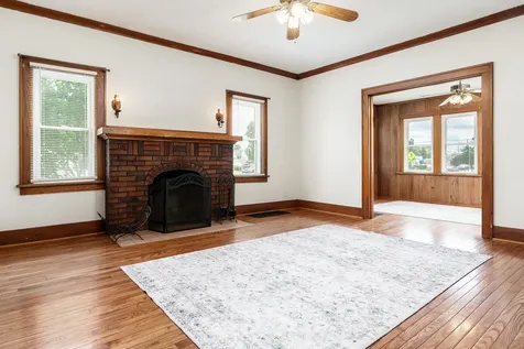 412 North State Street Belvidere IL 61008