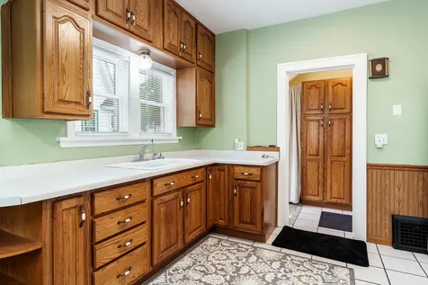 412 North State Street Belvidere IL 61008