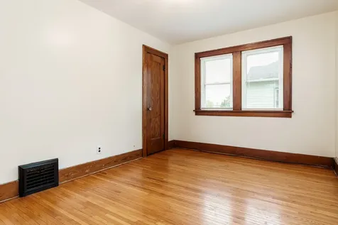 412 North State Street Belvidere IL 61008