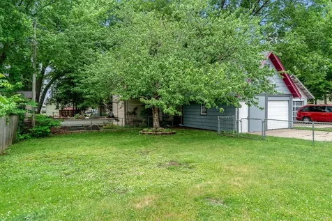 412 North State Street Belvidere IL 61008