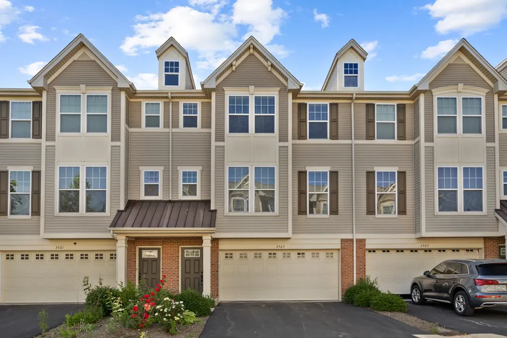 3563 Gabrielle Lane Aurora IL 60504
