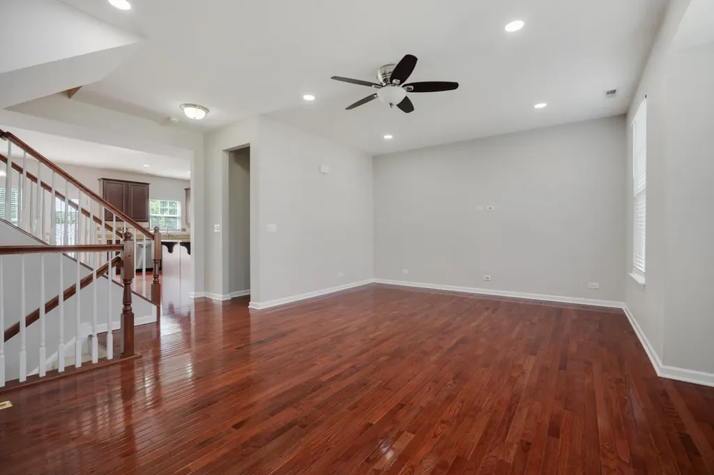 3563 Gabrielle Lane Aurora IL 60504