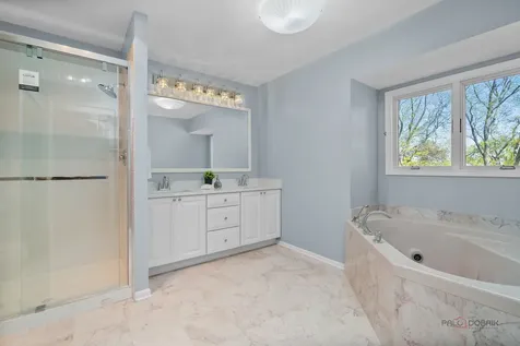 5544 Oak Grove Drive Long Grove IL 60047