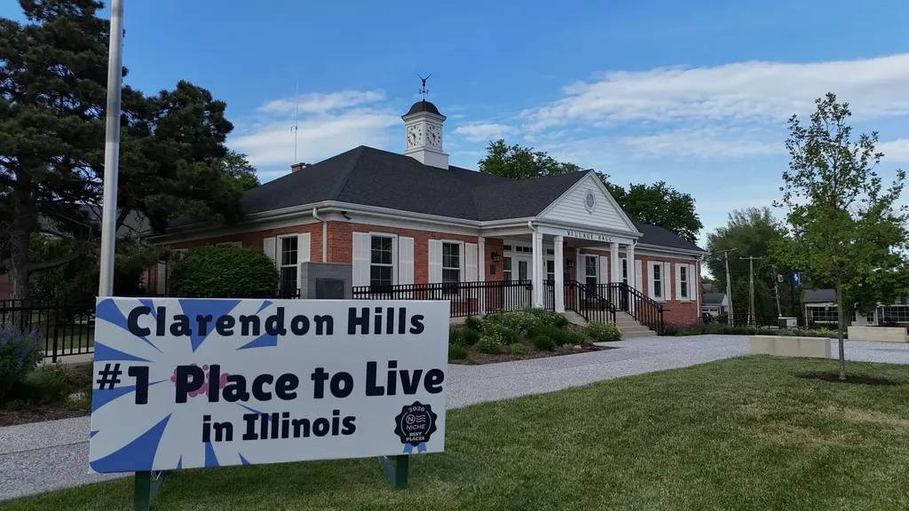 326 Park Avenue Clarendon Hills IL 60514