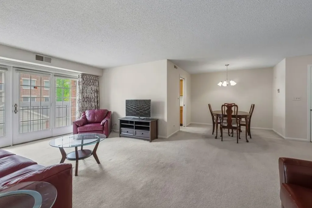 326 Park Avenue Clarendon Hills IL 60514