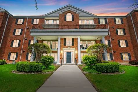 326 Park Avenue Clarendon Hills IL 60514