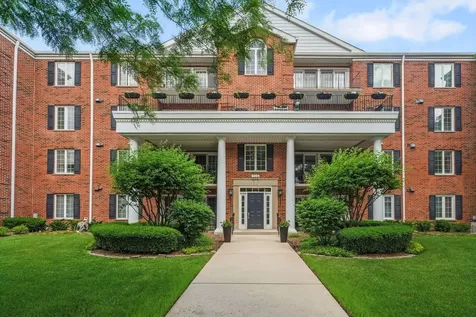 326 Park Avenue Clarendon Hills IL 60514
