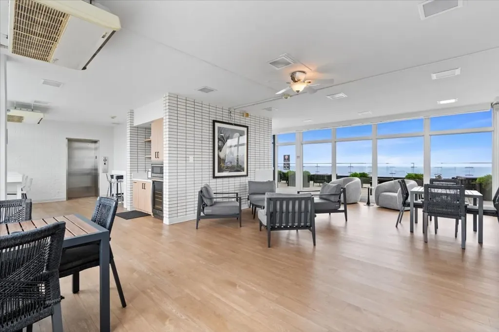 1440 North Lake Shore Drive Chicago IL 60610