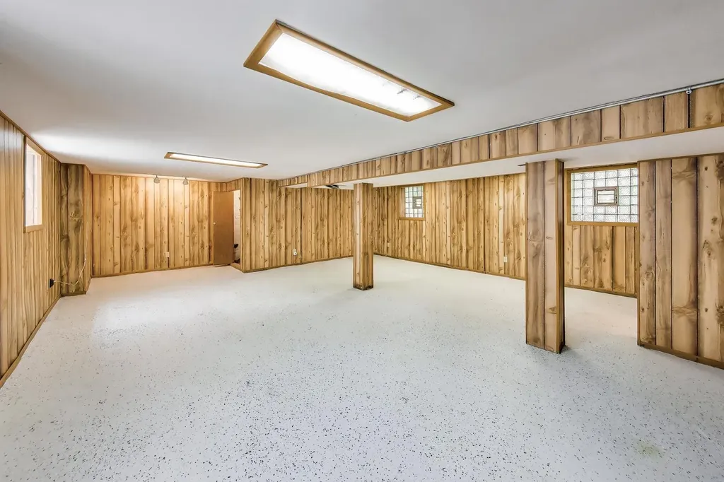 6034 West Berenice Avenue Chicago IL 60634