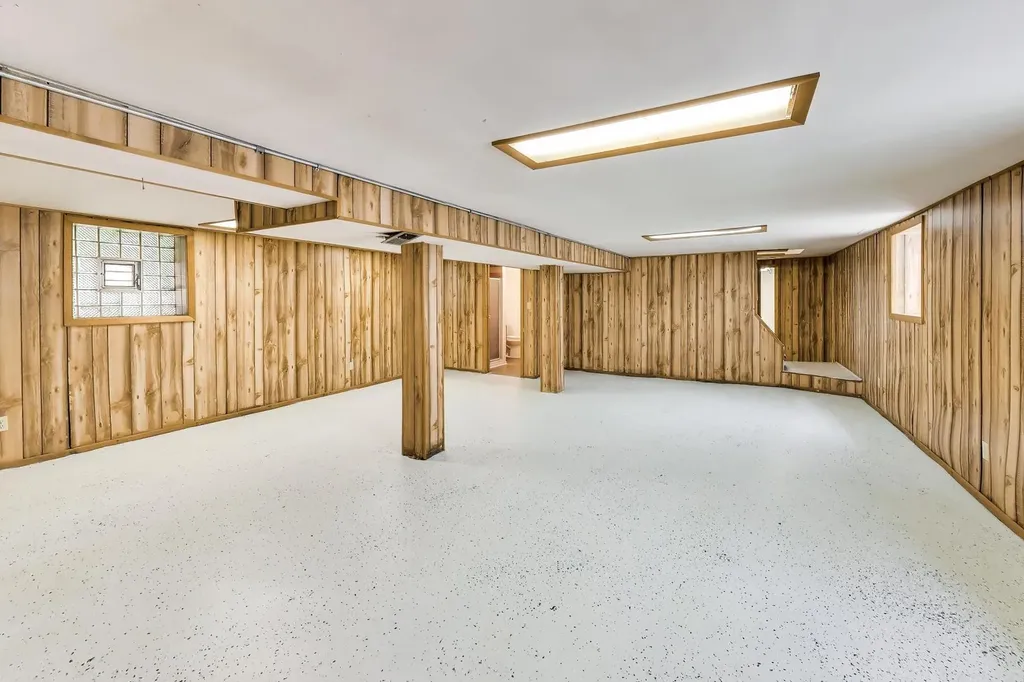 6034 West Berenice Avenue Chicago IL 60634