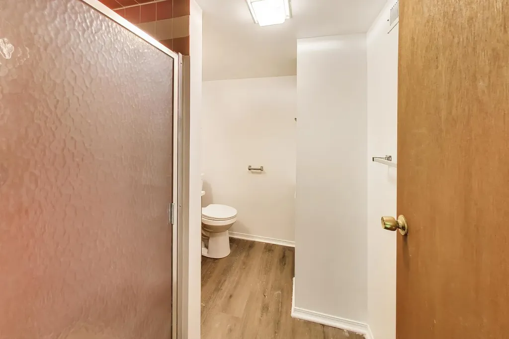 6034 West Berenice Avenue Chicago IL 60634