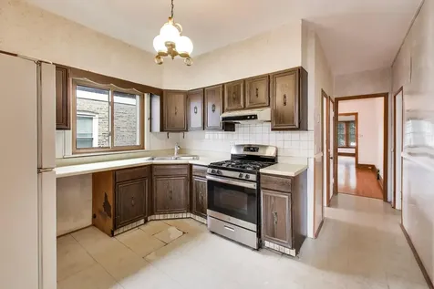 6034 West Berenice Avenue Chicago IL 60634