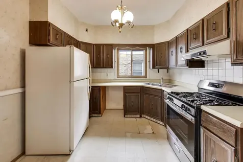 6034 West Berenice Avenue Chicago IL 60634