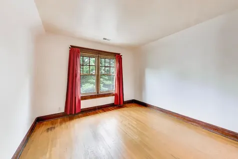 6034 West Berenice Avenue Chicago IL 60634