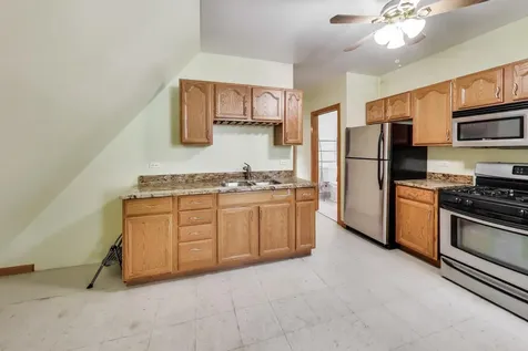 6034 West Berenice Avenue Chicago IL 60634