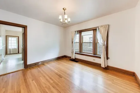 6034 West Berenice Avenue Chicago IL 60634