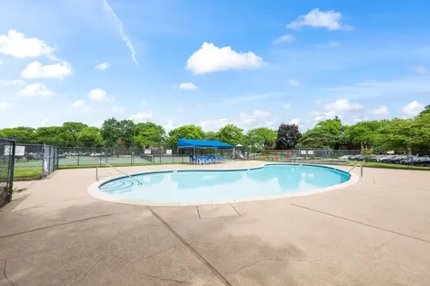 1575 Sandpebble Drive Wheeling IL 60090