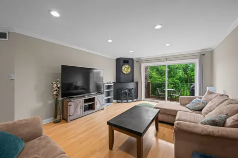 1575 Sandpebble Drive Wheeling IL 60090