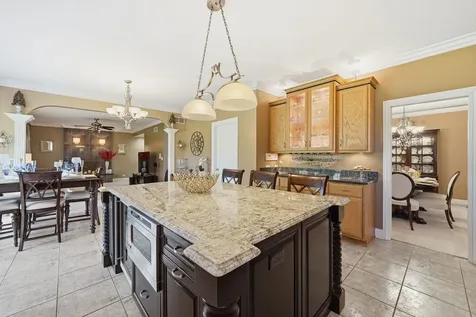 10813 Cook Avenue Oak Lawn IL 60453