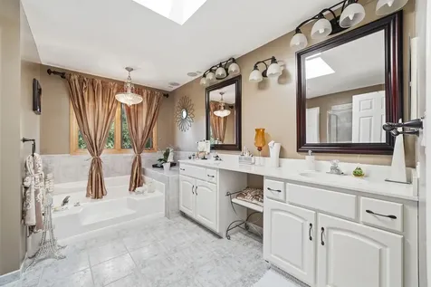 10813 Cook Avenue Oak Lawn IL 60453