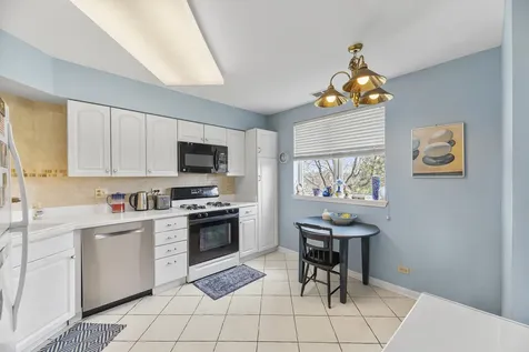 3100 Lexington Lane Glenview IL 60026