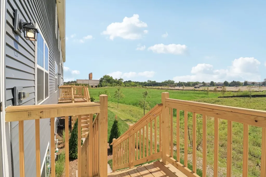 1740 Stable Lane Aurora IL 60503