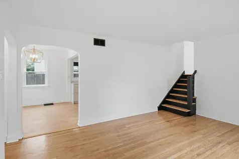 11401 South Whipple Street Merrionette Park IL 60803