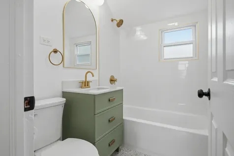 11401 South Whipple Street Merrionette Park IL 60803