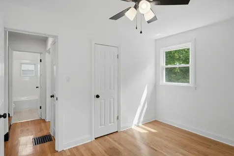 11401 South Whipple Street Merrionette Park IL 60803
