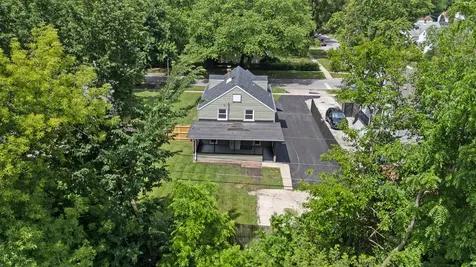 11401 South Whipple Street Merrionette Park IL 60803