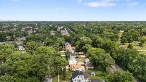 11401 South Whipple Street Merrionette Park IL 60803